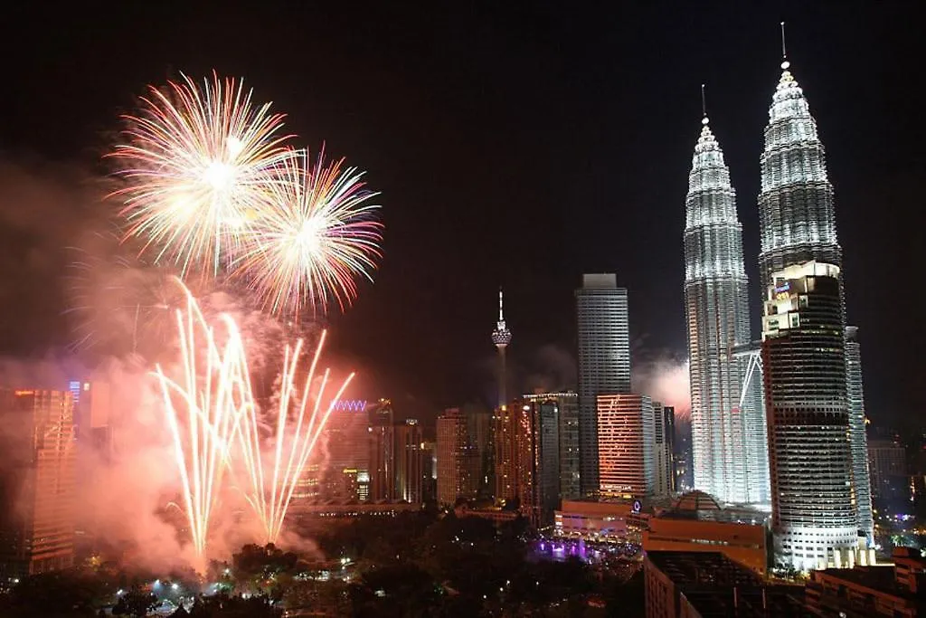 Cozy 4Br Apt Free Parking Near Lalaport Klcc Kuala Lumpur 0*,  Malaysia