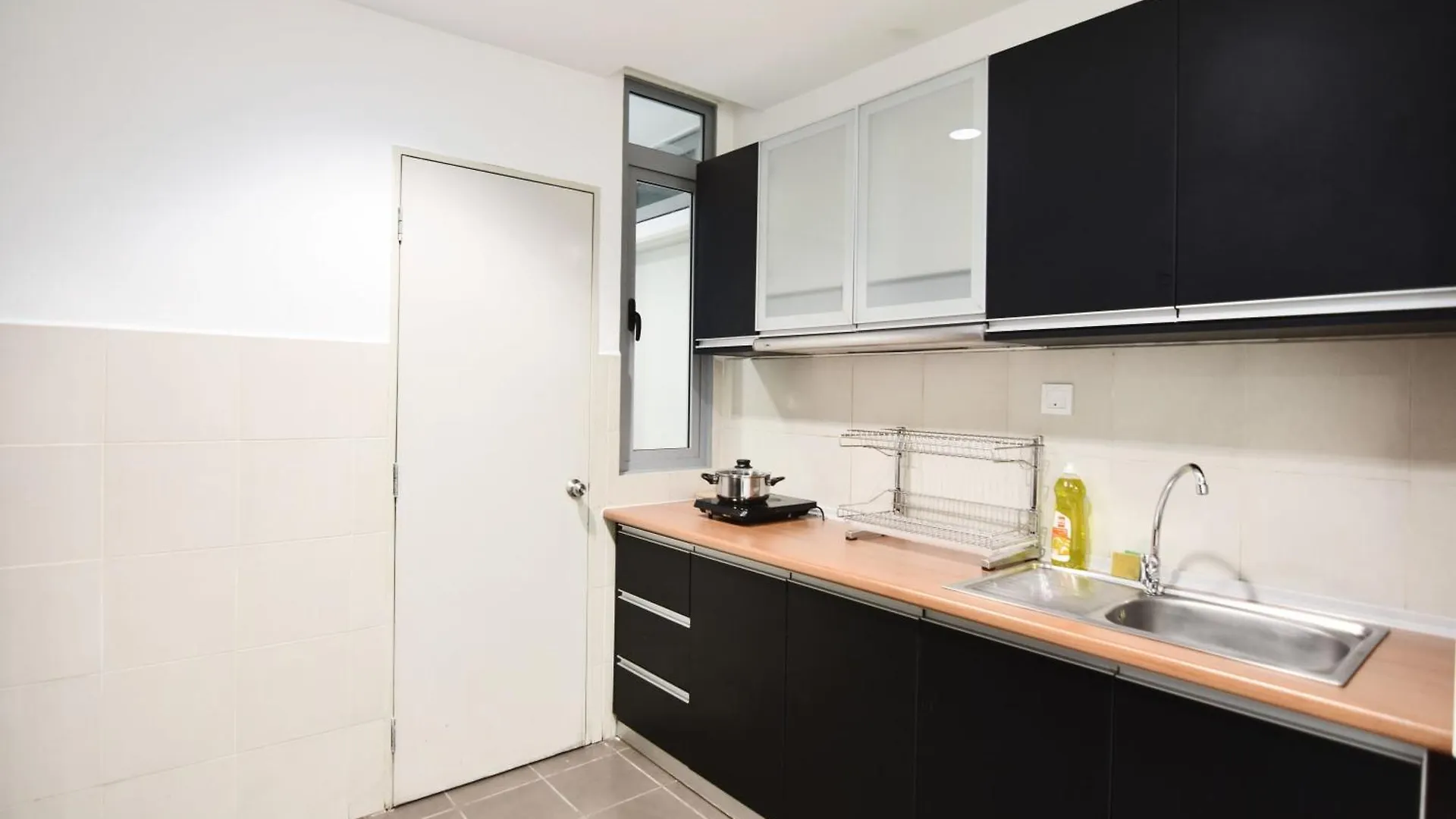 Cozy 4Br Apt Free Parking Near Lalaport Klcc Kuala Lumpur Malaysia